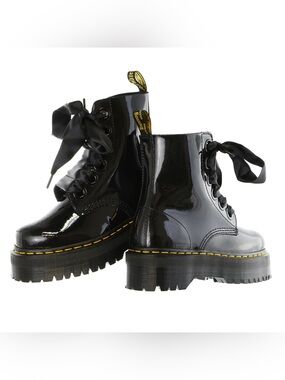 DR Martens Molly platform Patent Lamper leather Boots size 6 US